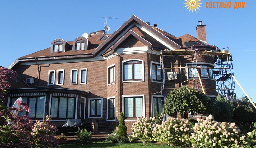 Замена кровельного покрытия из мягкой черепицы